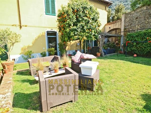 Indipendente con giardino in centro storico