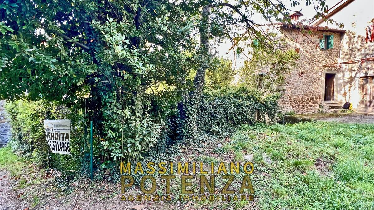 ESTERNO
